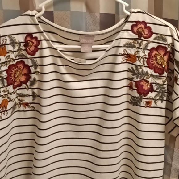 NWT CHICO'S black and white striped short sleeve embroidered blouse Size 2R - Picture 2 of 4